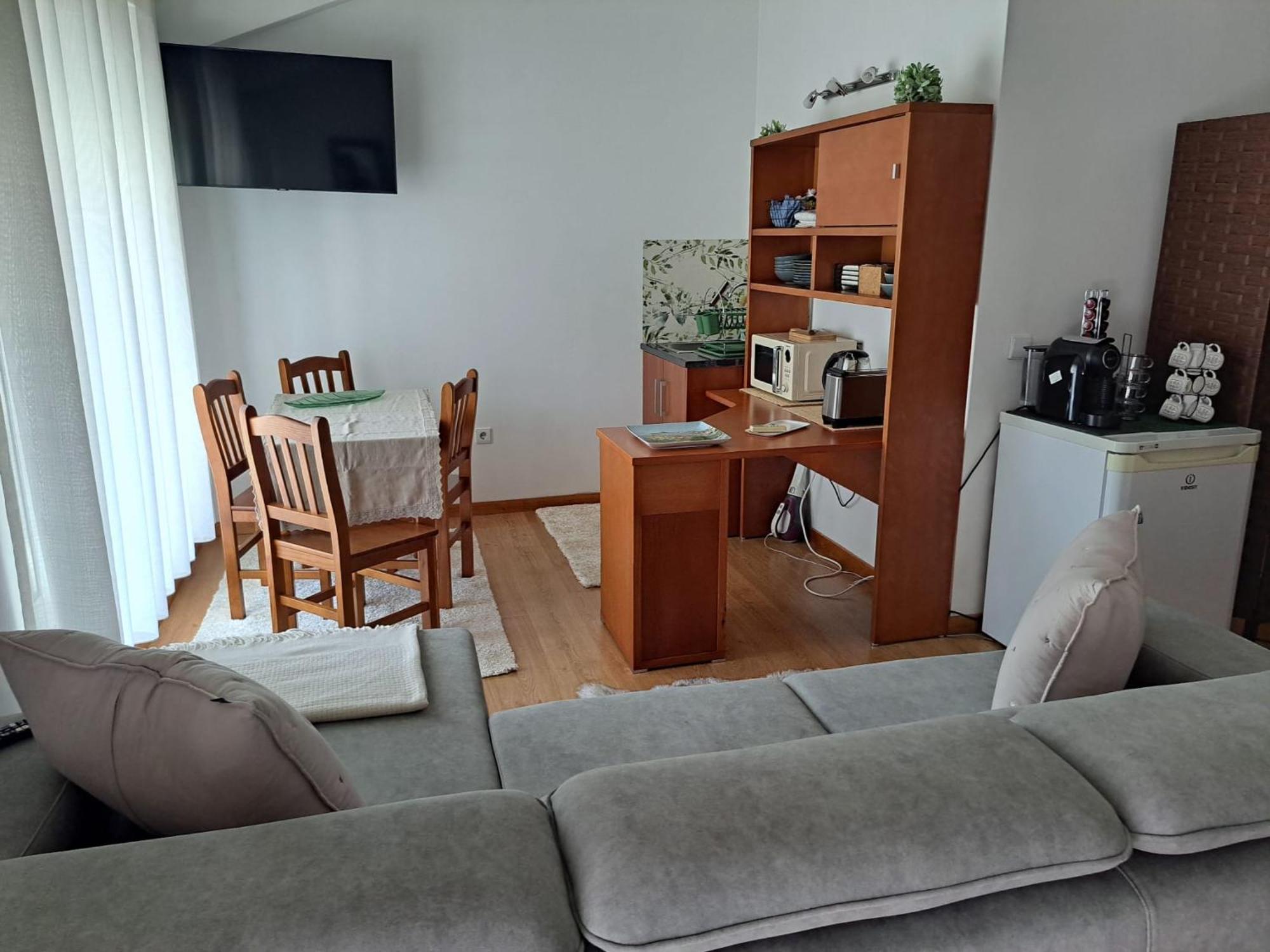 Chez Louise: Onde A Serra Beija O Ceu Lousã Exterior foto